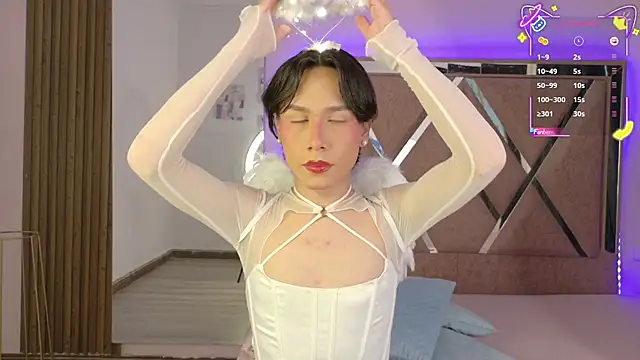 Snapshot of Ash_Femboy chatting on October 2025 07:33:02 PM Ash Femboy online show from October 2025 07:33:02 PM