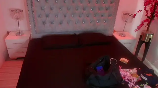 Lia adamsss online show from May 2026 03:44:01 AM