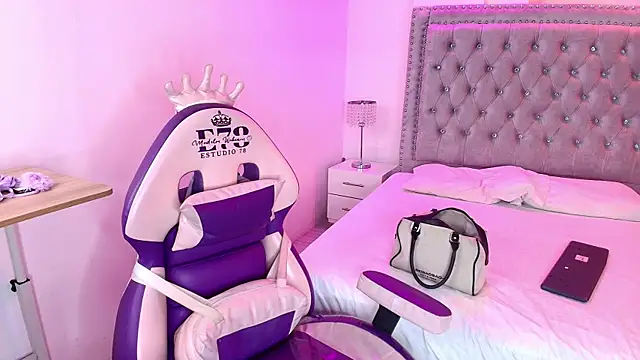 Lia adamsss online show from June 2026 03:50:01 AM