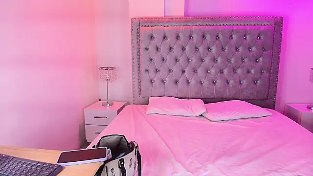 Lia adamsss online show from December 2025 12:48:01 AM