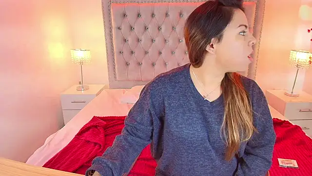 Lia adamsss online show from September 2025 12:50:01 AM