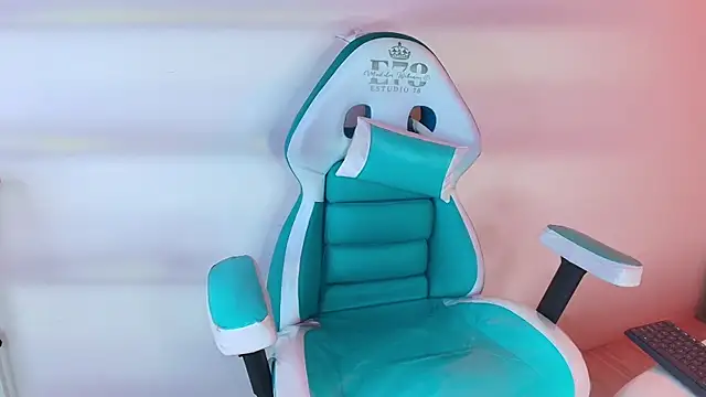 Lia adamsss online show from March 2026 03:29:01 AM