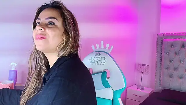 Lia adamsss online show from March 2026 03:57:01 AM