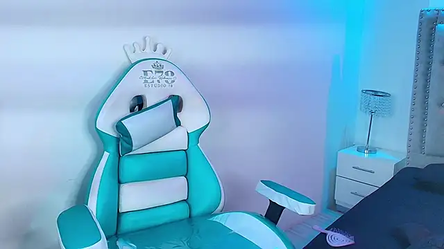 Lia adamsss online show from March 2026 03:45:02 AM