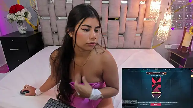 IsaCutie online show from March 2025 03:02:02 AM