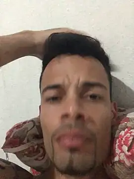 HenriquePhn online show from June 2026 12:44:01 AM