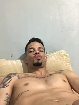 HenriquePhn online show from March 2026 02:46:01 AM