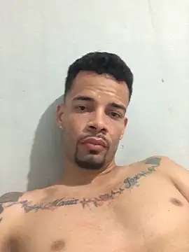 HenriquePhn online show from March 2026 12:32:01 AM