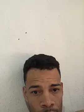 HenriquePhn online show from May 2026 11:38:01 AM