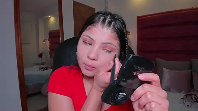 abby roux online show from October 2025 03:28:01 AM