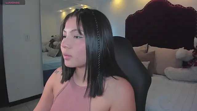 abby roux online show from October 2025 03:27:02 AM