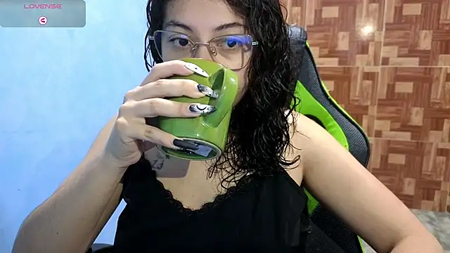 Snapshot of Mabbaldama chatting on September 2025 11:56:01 AM Mabbaldama online show from September 2025 11:56:01 AM