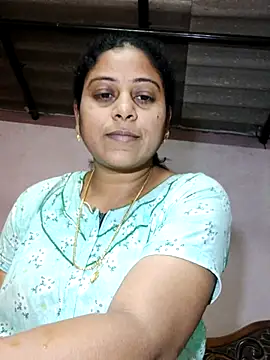 JENNIFERtamil online show from December 2025 07:46:02 AM