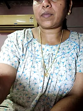 Snapshot of JENNIFERtamil chatting on May 2026 01:19:01 PM JENNIFERtamil online show from May 2026 01:19:01 PM