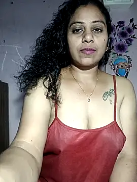 JENNIFERtamil online show from February 2026 08:41:01 PM