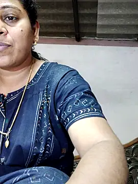 JENNIFERtamil online show from December 2025 07:40:02 AM