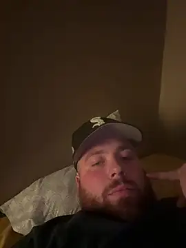Bear2323 online show from May 2026 07:58:02 AM