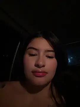 andrea gomes  online show from April 2026 11:55:02 PM