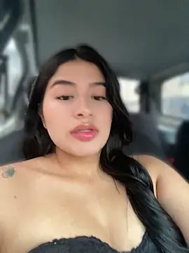 andrea gomes  online show from April 2026 08:44:02 PM