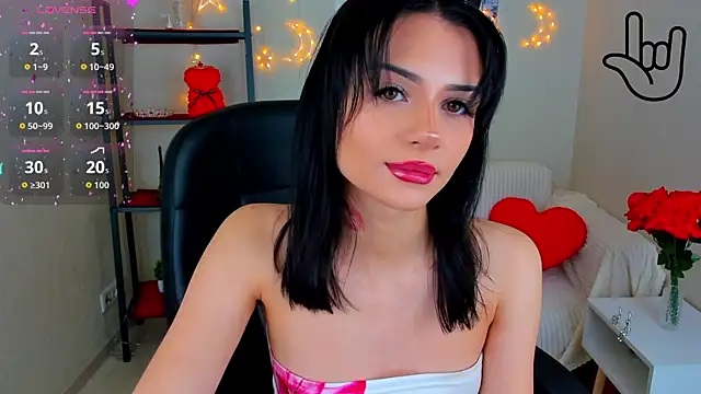 Kitti   online show from March 2026 01:37:02 AM