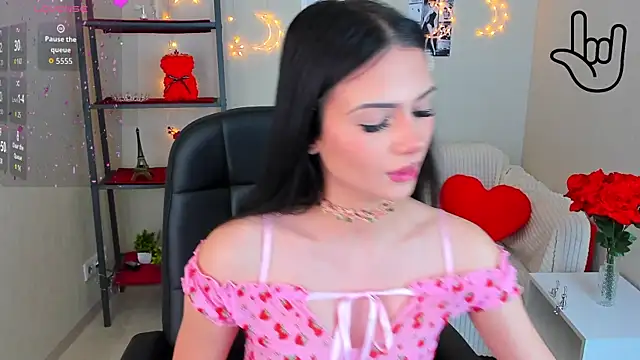 Kitti   online show from February 2026 01:15:02 AM