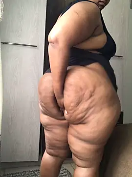 Elonelo online show from November 2025 11:58:02 AM