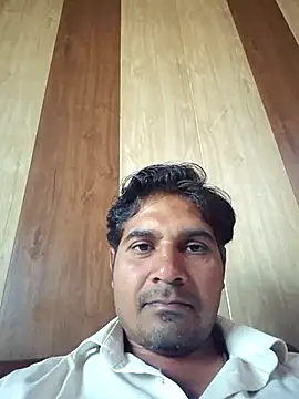 Snapshot of johnny8731 chatting on February 2026 04:42:01 AM johnny8731 online show from February 2026 04:42:01 AM