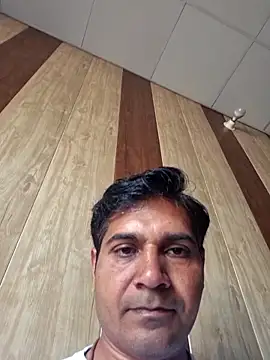 johnny8731 online show from April 2026 03:40:02 AM