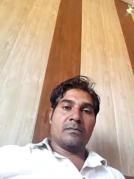 johnny8731 online show from March 2026 06:10:02 AM