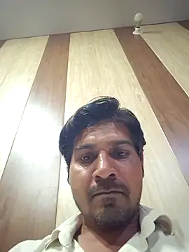 johnny8731 online show from March 2026 01:32:02 PM