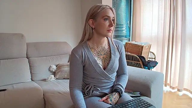 tattoobbgirl online show from March 2026 03:02:01 PM