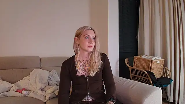 tattoobbgirl online show from April 2026 07:58:02 PM