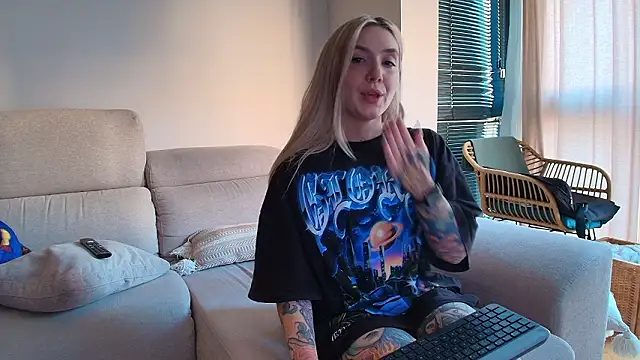 tattoobbgirl online show from March 2026 05:07:01 PM