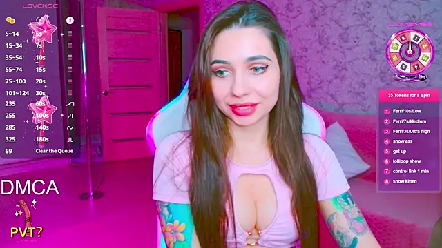 vinkiepinkie online show from April 2026 06:34:02 PM