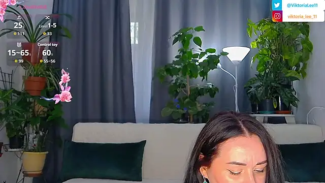 Snapshot of Viktoriafayx chatting on September 2025 09:21:01 AM Viktoriafayx online show from September 2025 09:21:01 AM