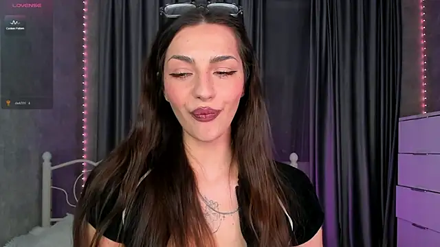 LilFlexxy online show from November 2025 04:22:01 PM