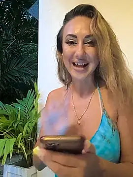 Brilliant-Splashes online show from October 2025 09:43:02 PM