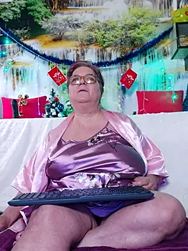 QueenPammy1 online show from December 2025 07:41:01 AM