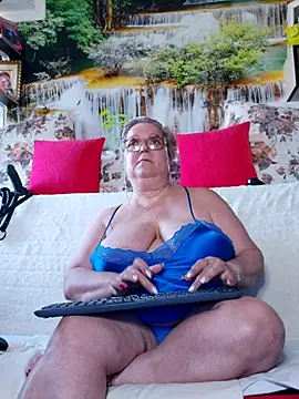 Snapshot of QueenPammy1 chatting on September 2025 07:57:01 AM QueenPammy1 online show from September 2025 07:57:01 AM