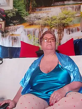 QueenPammy1 online show from February 2026 07:29:01 AM