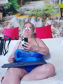 Snapshot of QueenPammy1 chatting on September 2025 06:20:02 AM QueenPammy1 online show from September 2025 06:20:02 AM
