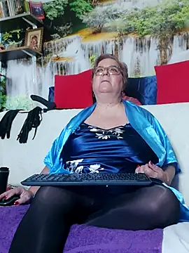 QueenPammy1 online show from November 2025 09:20:01 AM