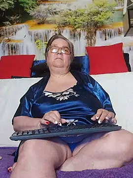 QueenPammy1 online show from April 2026 04:25:02 AM