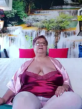 QueenPammy1 online show from January 2026 08:21:01 AM