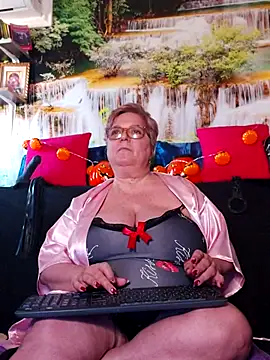 QueenPammy1 online show from October 2025 12:03:01 PM