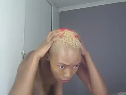 PREGGYGODESS online show from February 2026 04:56:01 AM