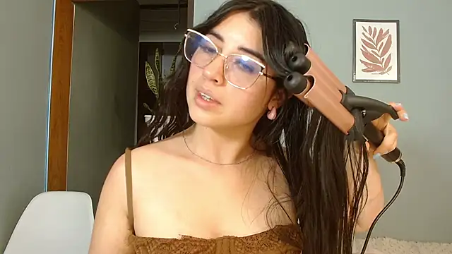 Snapshot of Parker_Lee chatting on May 2026 01:02:01 AM Parker Lee online show from May 2026 01:02:01 AM