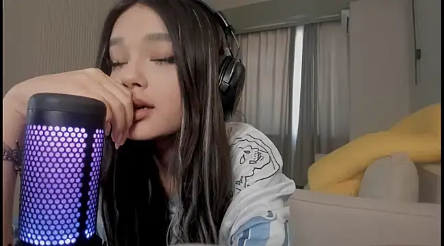 Snapshot of ayami_lia chatting on March 2025 06:06:02 AM ayami lia online show from March 2025 06:06:02 AM