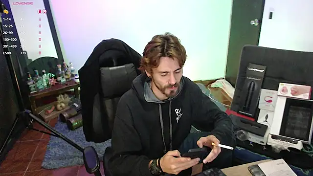 Aaron malikk online show from October 2025 01:59:02 AM