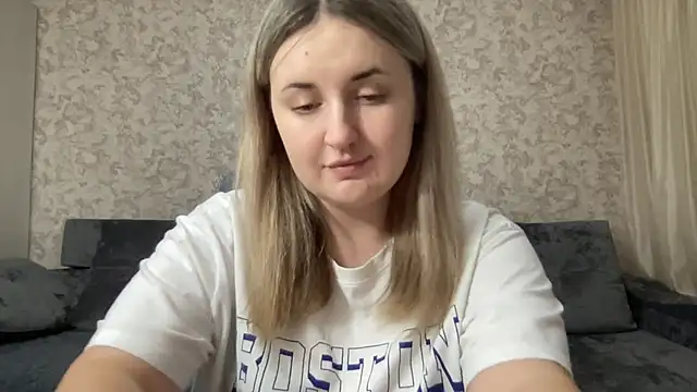 Snapshot of JudeValenti chatting on September 2025 05:19:02 PM JudeValenti online show from September 2025 05:19:02 PM